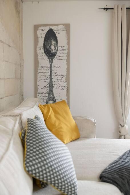 Magnifique T2 Avec Balcon Centre-Ville Cognac Bagian luar foto